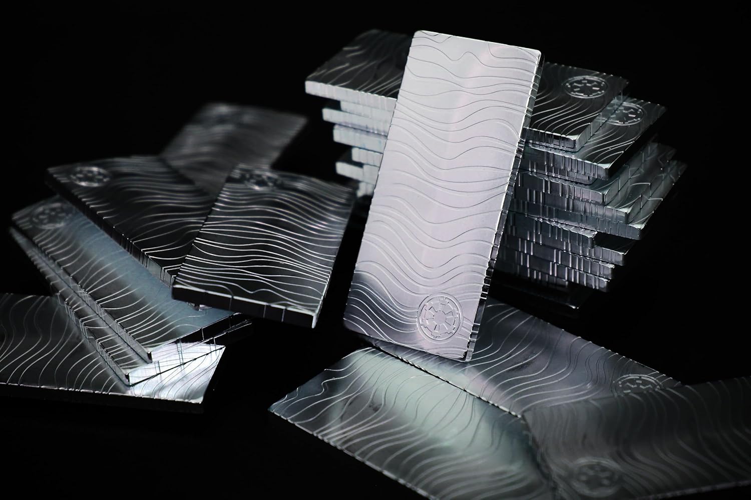 2021 - Present (Random Year) 1 oz Niue Silver Mandalorian Beskar Bar Coin by The New Zealand Mint Brilliant Uncirculated with Certificate of Authenticity $2 BU